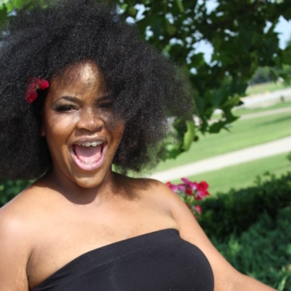 Meet your Posher, Whitney